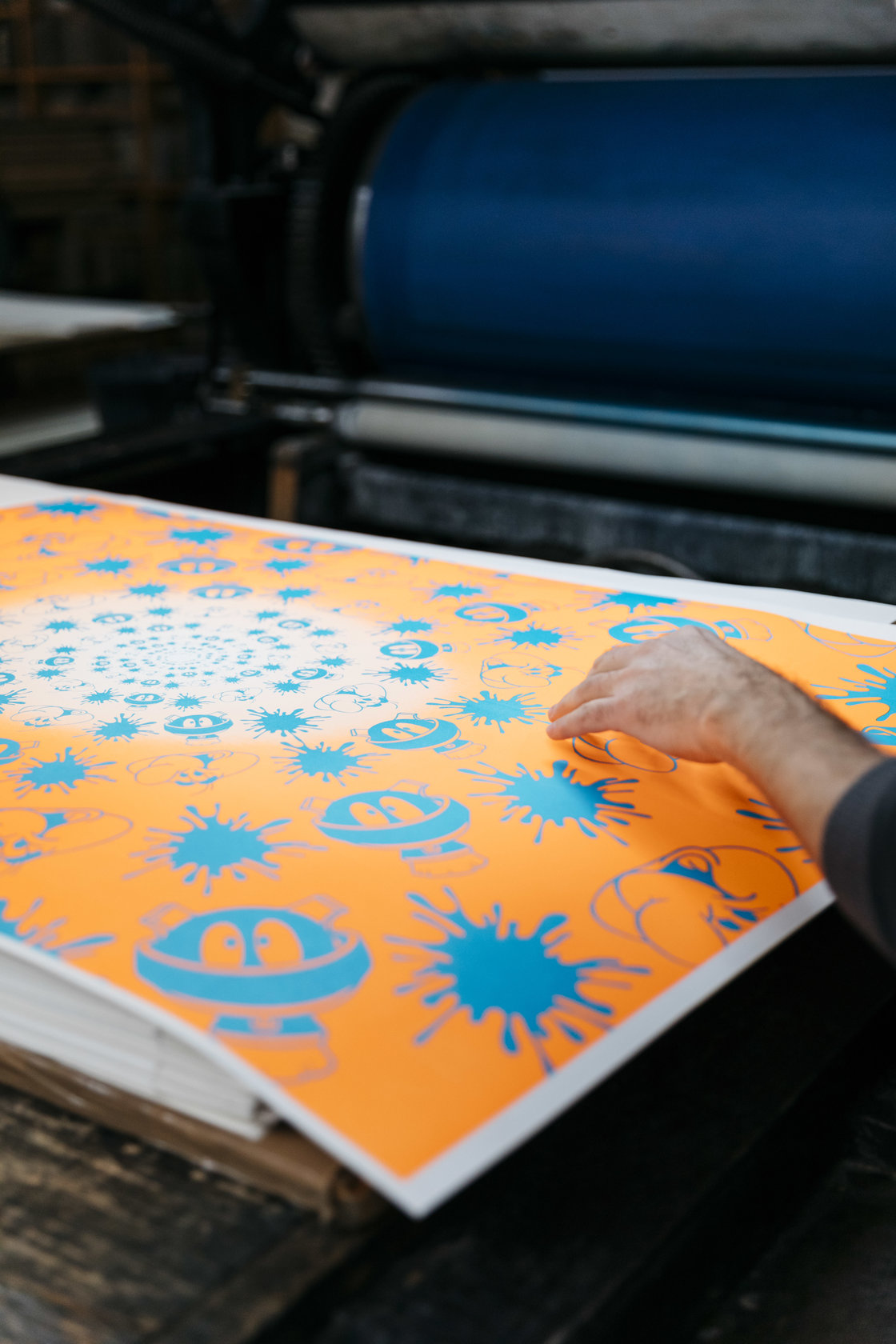 no-stain-no-gain-john-armleder-print-them-all-mamco-geneve-lithograph-detail-orange-blue-edition-printing-house no-stain-no-gain-john-armleder-print-them-all-mamco-geneve-lithograph-detail-orange-blue-edition-printing-house