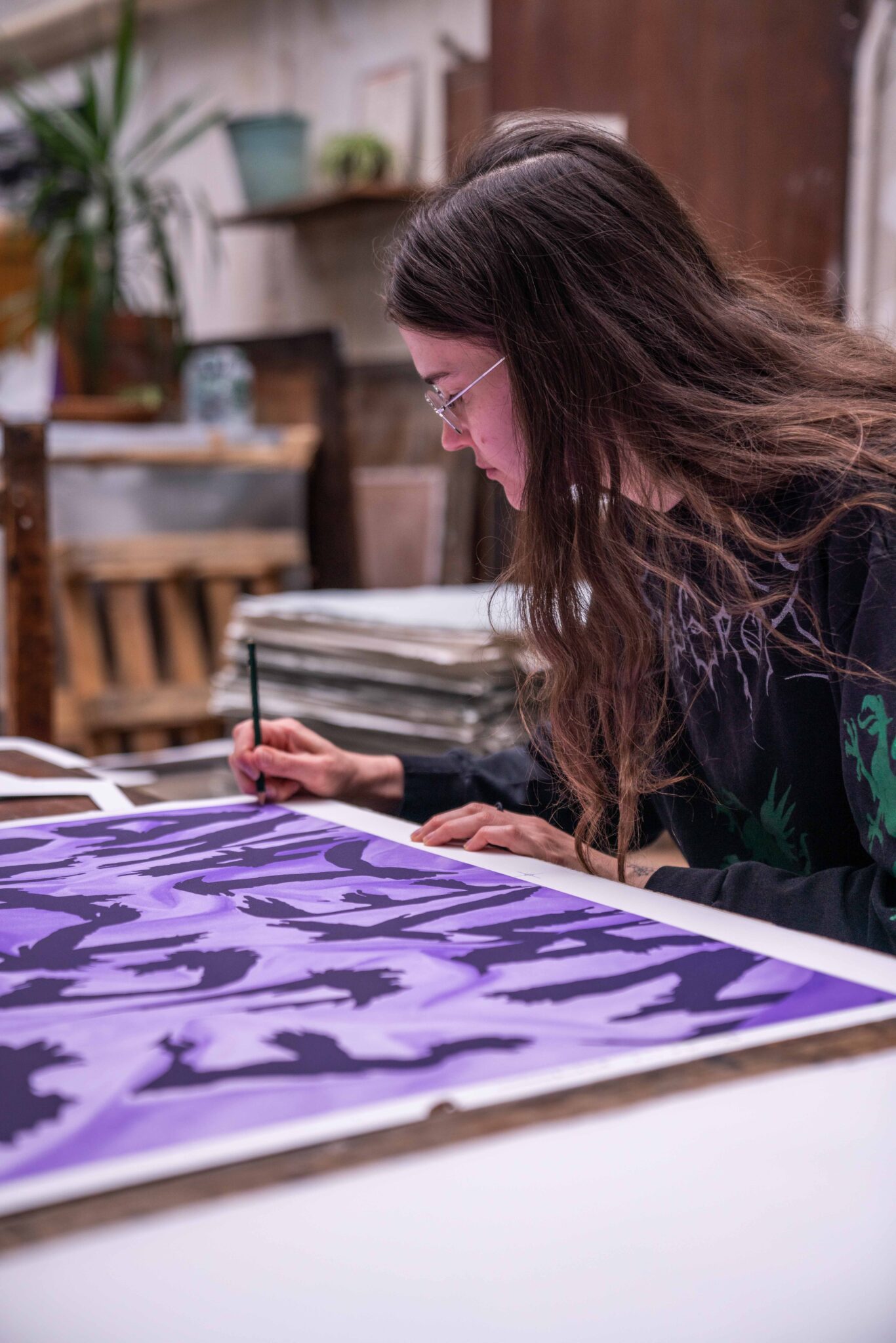 lord-of-the-fucking-wasteland-purple-edition-eliza-douglas-lithograph-signature-detail-artist