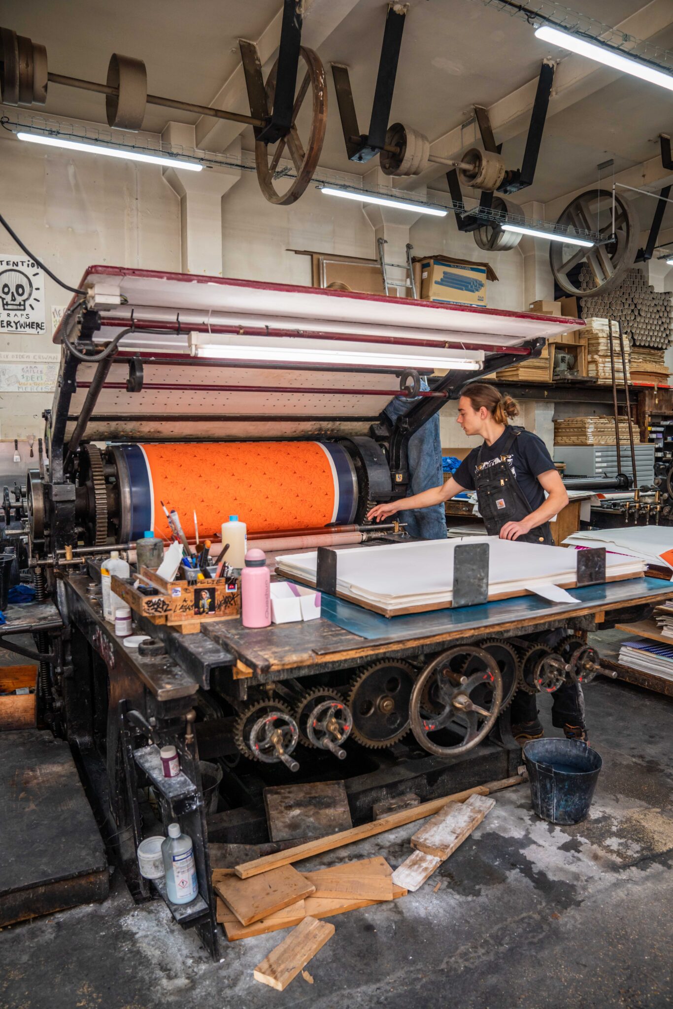 fateba-a-quiet-pattern-orange-edition-ebecho-muslimova-printing process-lithograph