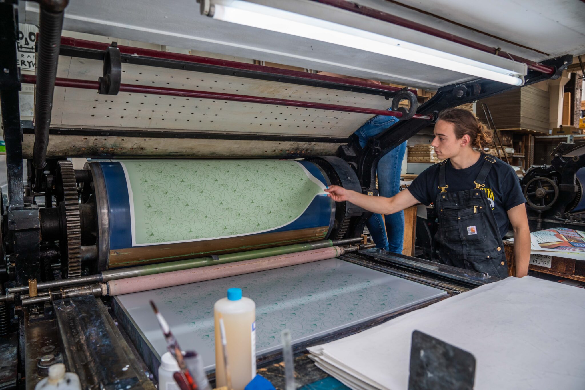 fatebe-a-quiet-pattern-orange-edition-ebecho-muslimova-lithograph-printing-process