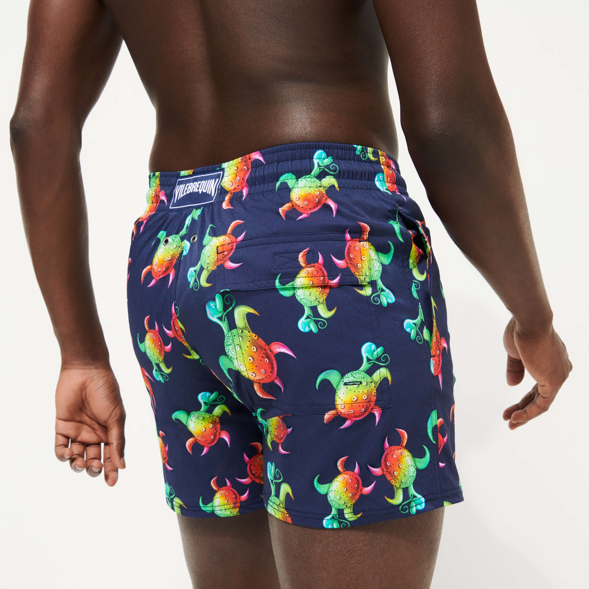 men-stretch-swimwear-tortues-rainbow-multicolor-vilebrequin-kenny-scharf-jrp-editions-detail3