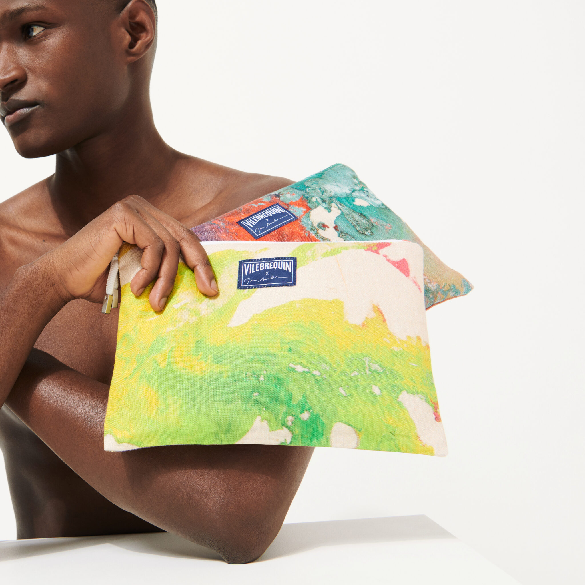 unisex-linen-beach-pouch-gra-vilebrequin-john-m-armleder-detail1