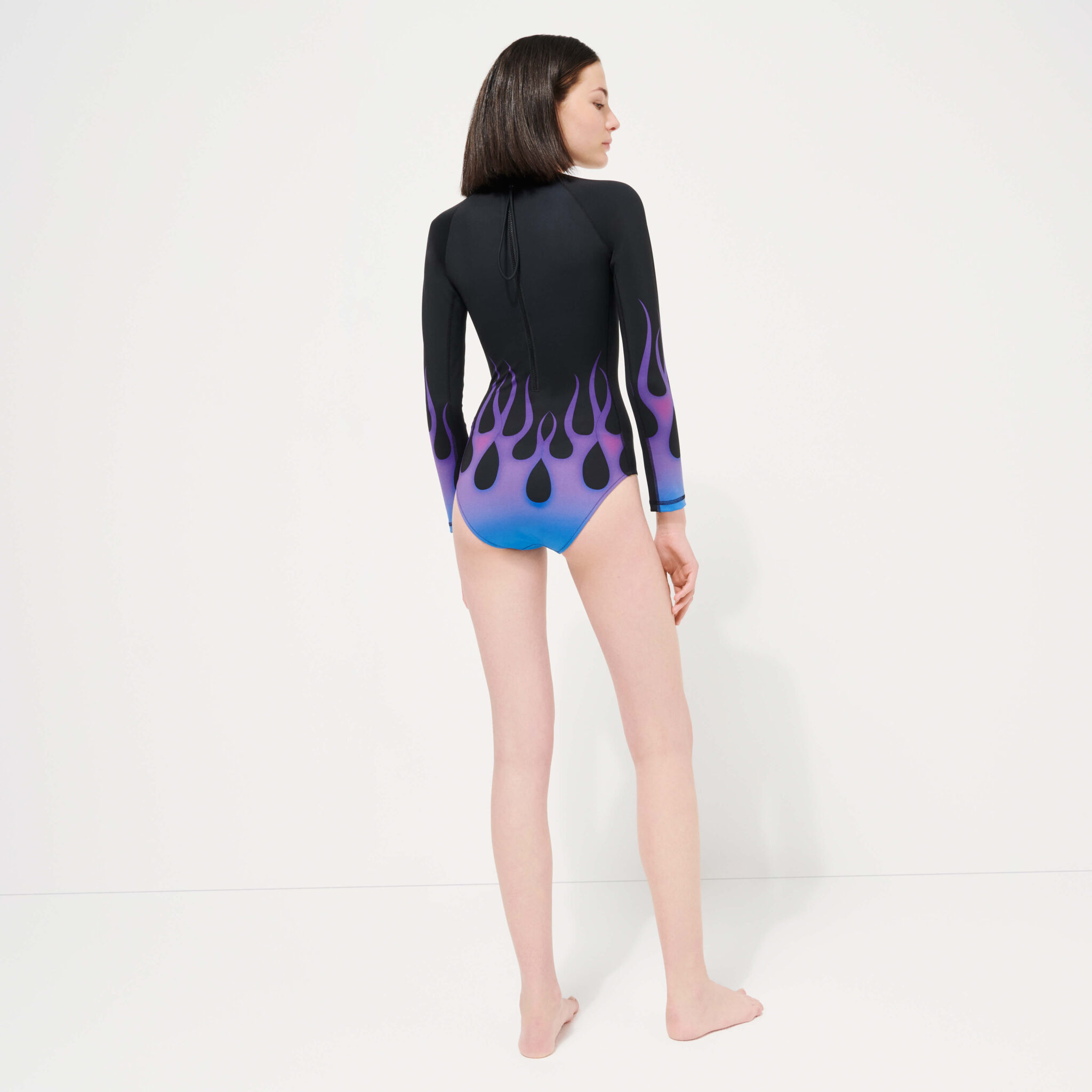 women-rashguard-long-sleeves-one-piece-swimsuit-hot-rod-360-vilebrequin-sylvie-fleury-jrp-editions-detail3