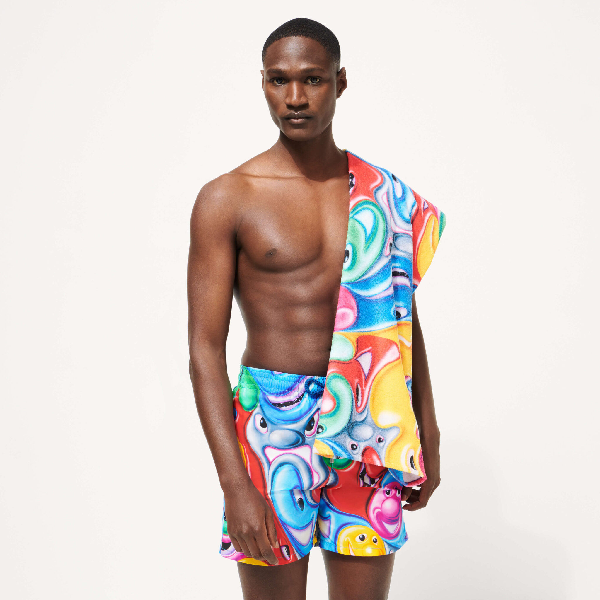 moorea-faces-in-places-men-swimwear-faces-in-places-vilebrequin-x-kenny-scharf-detail5