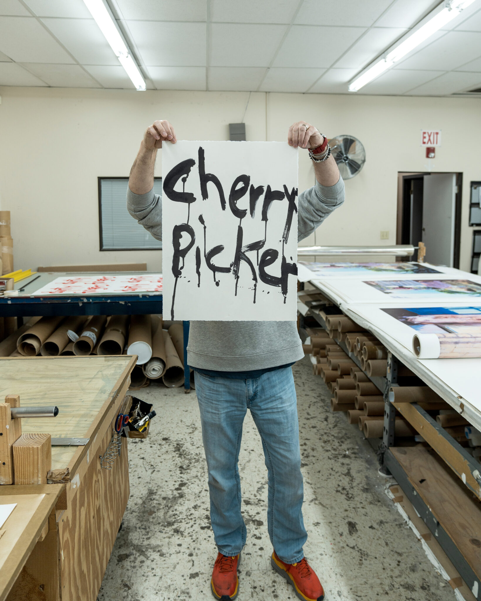 KIM-GORDON-SCREENPRINTS-IN-SITUATION_CHERRY_PICKER